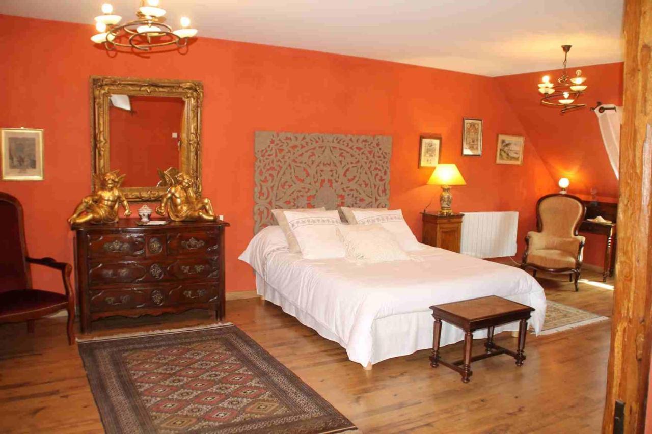 Chambres D'Hotes : La Cour D'Etrepy Le Mesnil-sur-Oger Luaran gambar